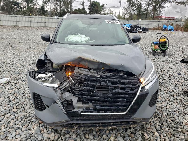 Фото 5 - NISSAN KICKS