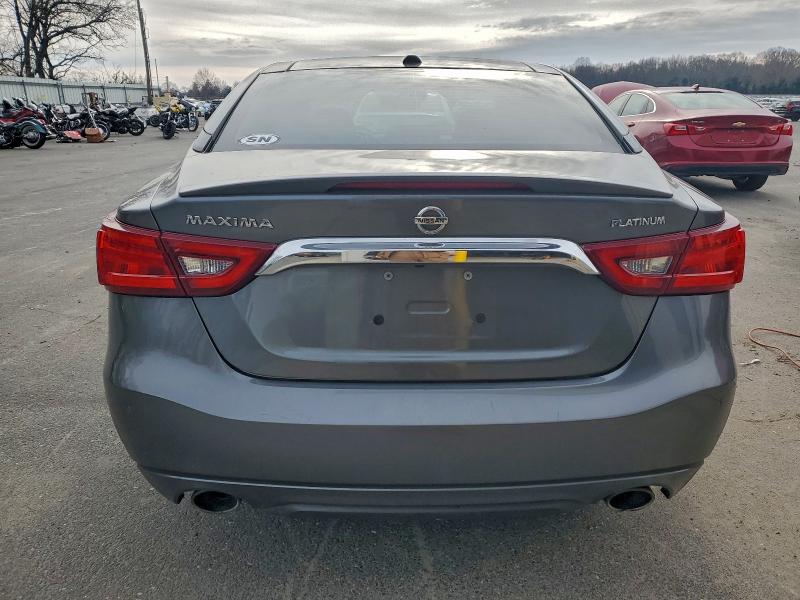 Фото 6 - NISSAN MAXIMA