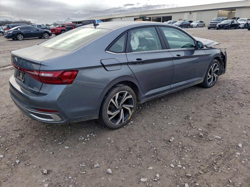 Фото 3 - VOLKSWAGEN JETTA