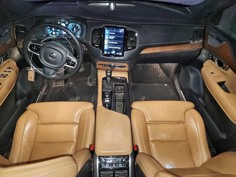 Фото 8 - VOLVO XC90