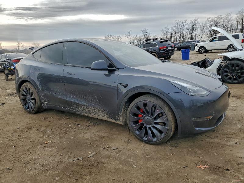 Фото 4 - TESLA MODEL Y