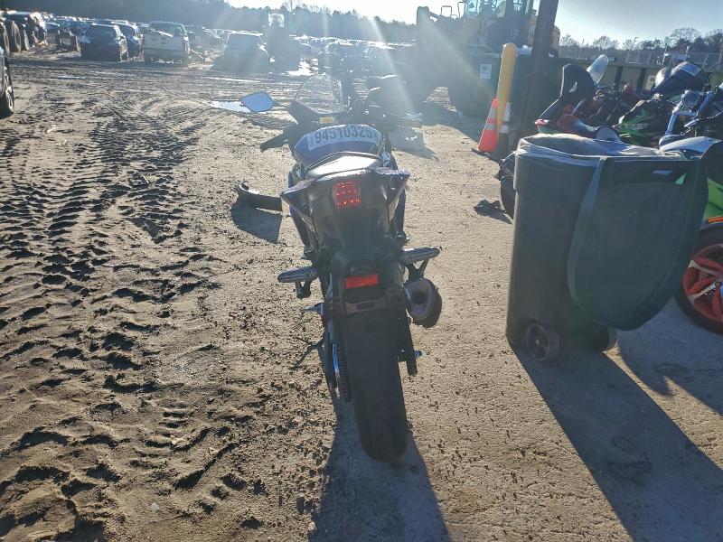 YAMAHA YFZ320 A 2025