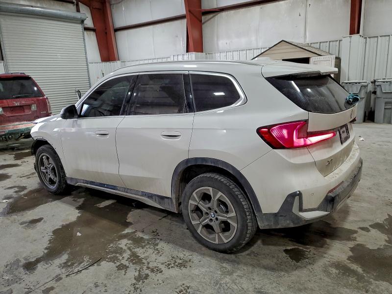 Фото 2 - BMW X1