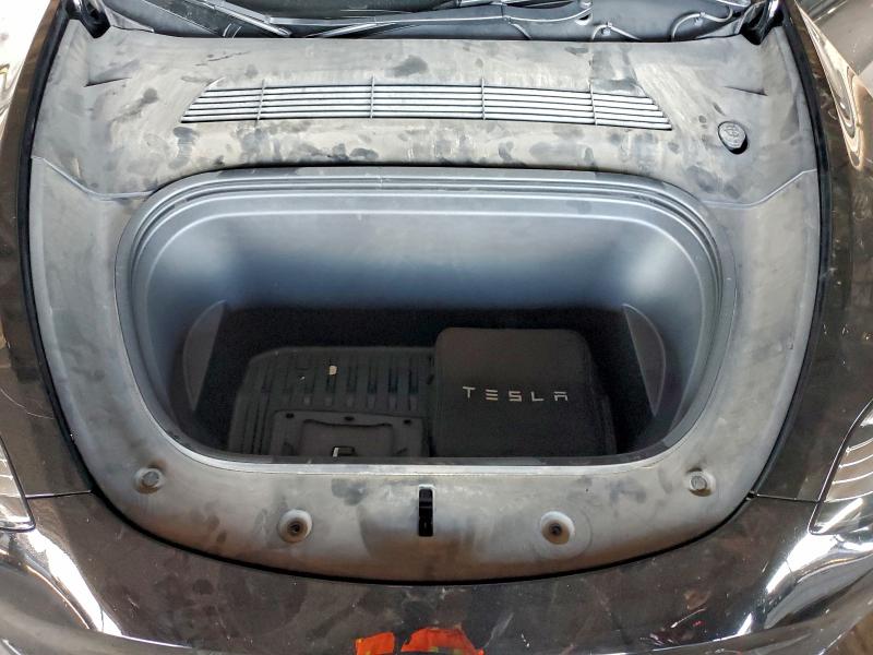 Фото 12 - TESLA MODEL Y