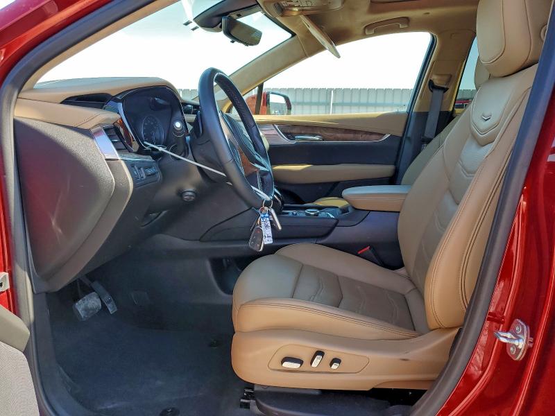 Фото 7 - CADILLAC XT5