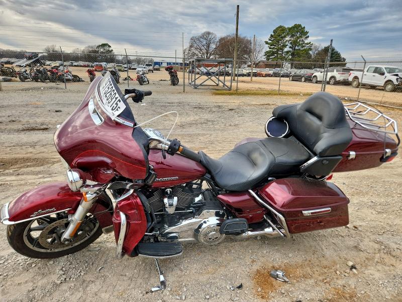 HARLEY-DAVIDSON FL 2017