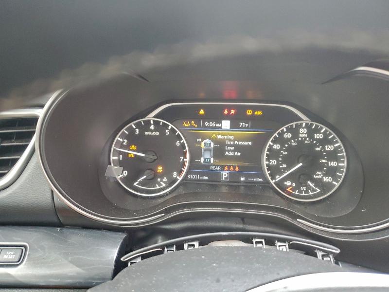 Фото 9 - NISSAN MAXIMA