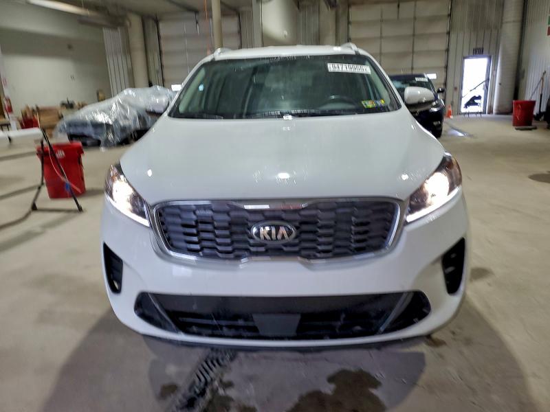 Фото 5 - KIA SORENTO