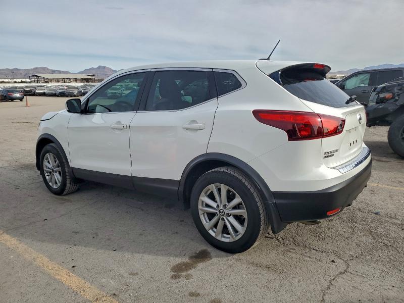 Фото 2 - NISSAN ROGUE