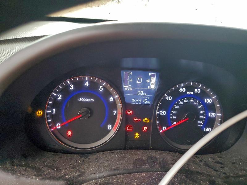 Фото 9 - HYUNDAI ACCENT