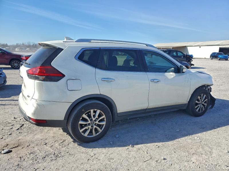 Фото 3 - NISSAN ROGUE