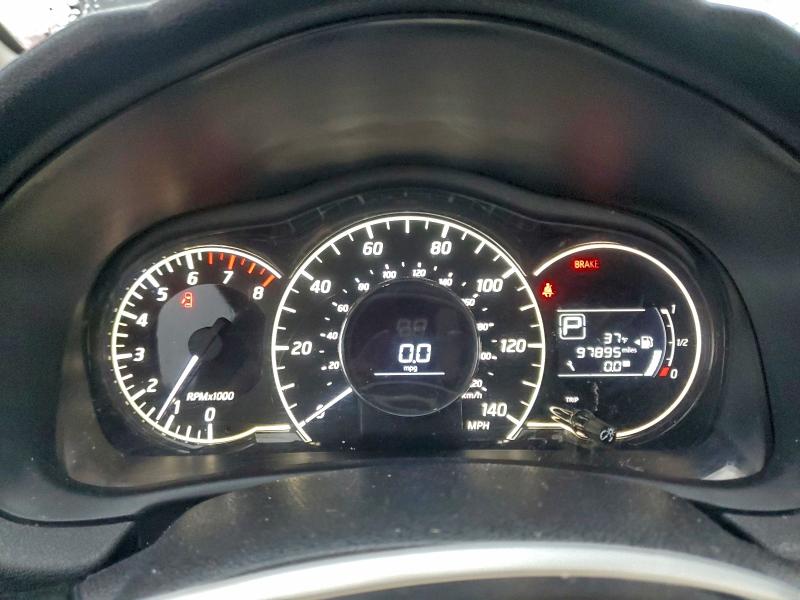 Фото 9 - NISSAN VERSA