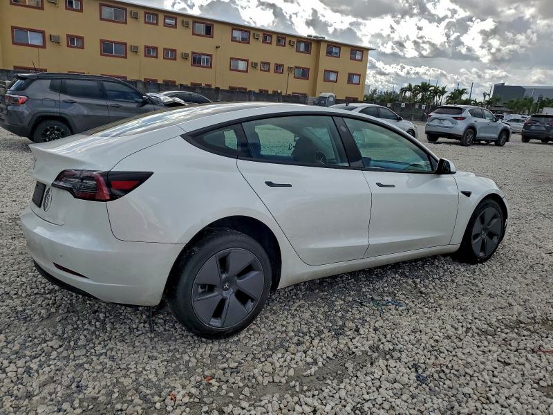 Фото 3 - TESLA MODEL 3