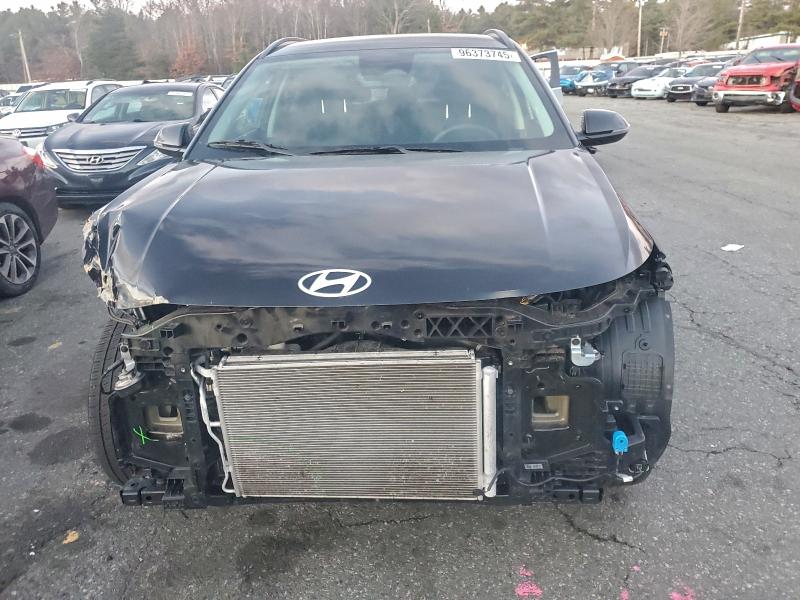 Фото 5 - HYUNDAI KONA