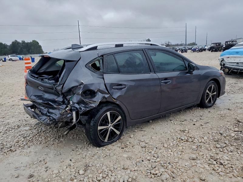 Фото 3 - SUBARU IMPREZA