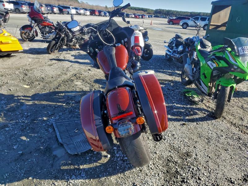 HARLEY-DAVIDSON FXLRST 2024