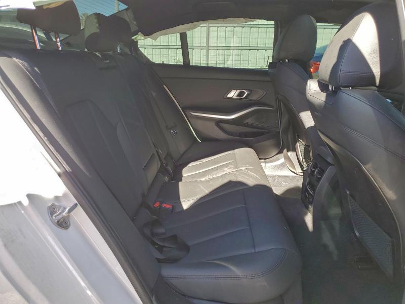 Фото 10 - BMW 3 SERIES