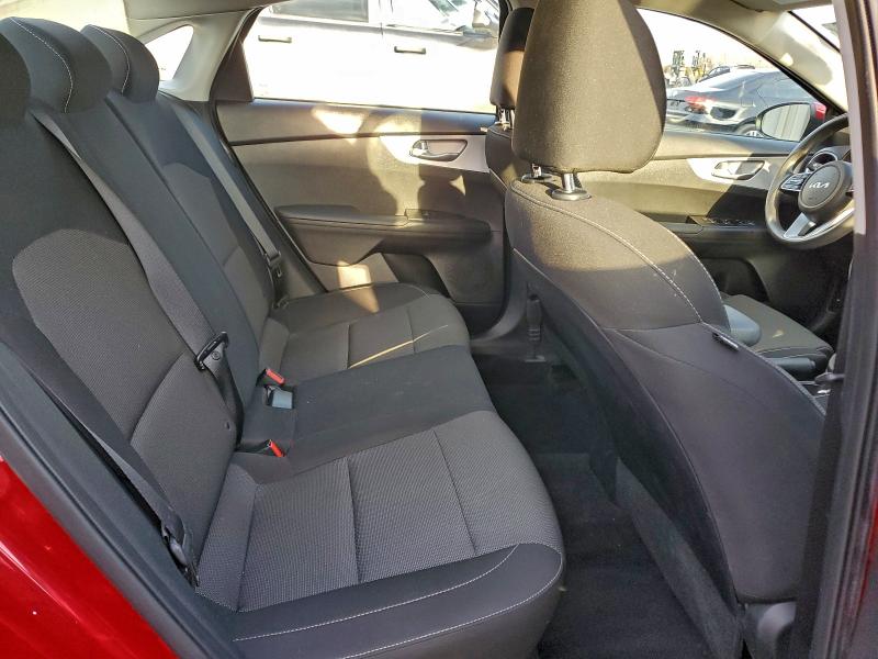 Фото 10 - KIA FORTE