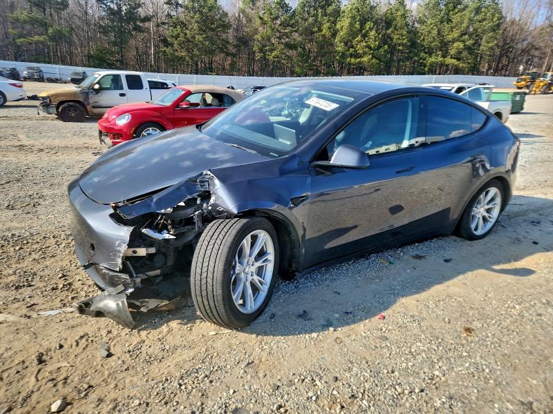 Фото 1 - TESLA MODEL Y