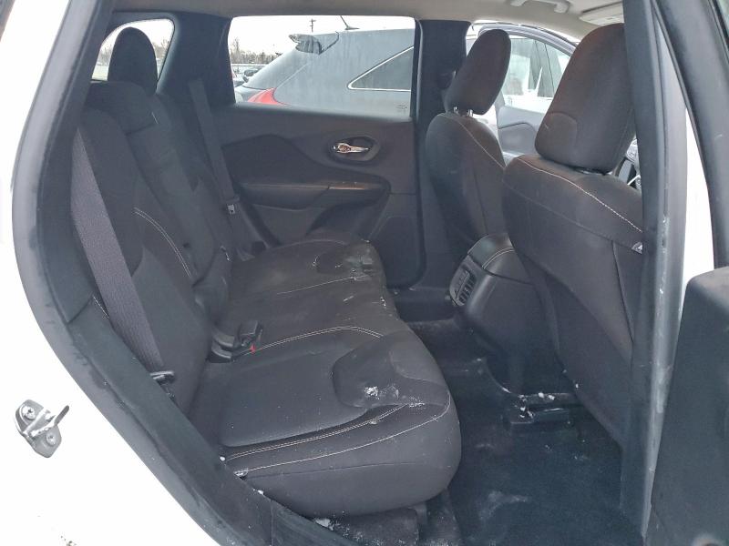 JEEP GRAND CHER 2017 VIN 1C4PJMCB4HW557051