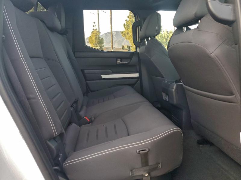 Фото 10 - TOYOTA TACOMA