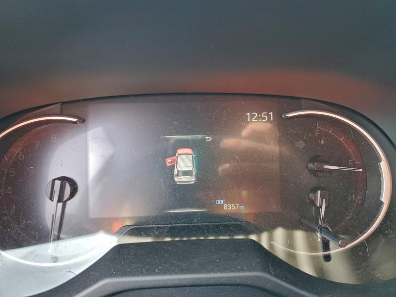 Фото 9 - TOYOTA RAV4