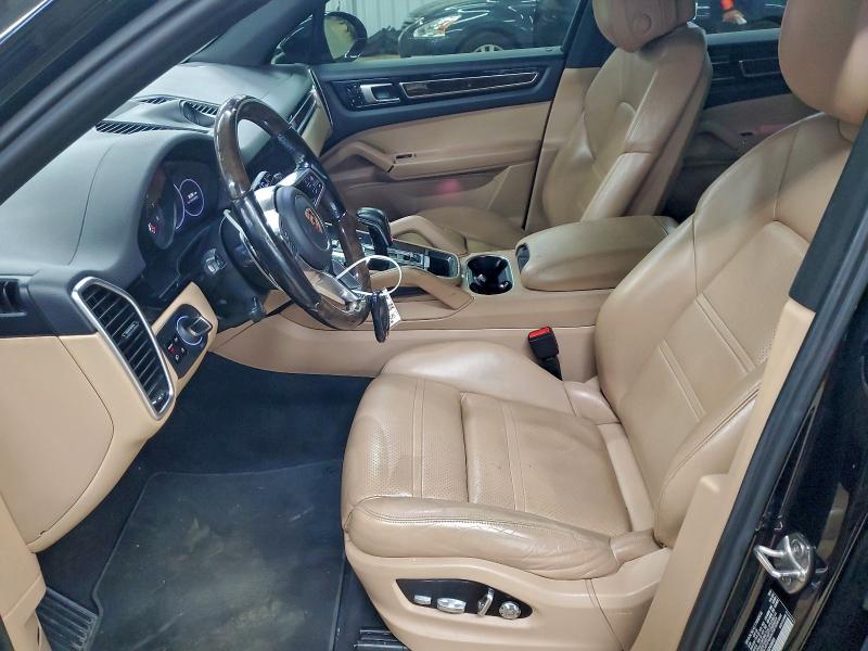 Фото 7 - PORSCHE CAYENNE