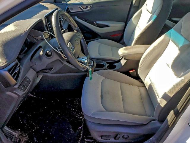 Фото 7 - HYUNDAI IONIQ