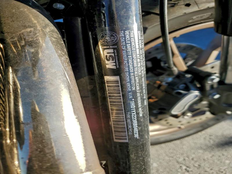 HARLEY-DAVIDSON FXLRST 2024