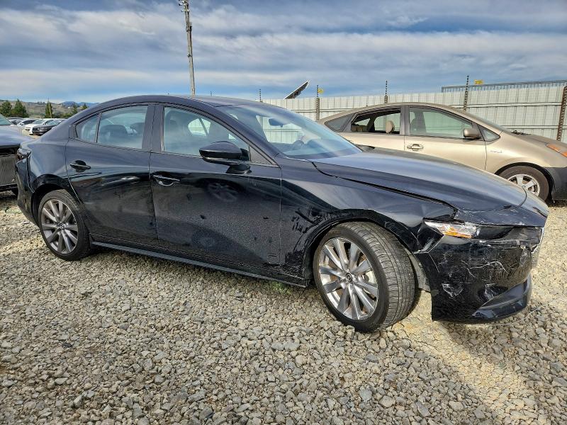 Фото 4 - MAZDA 3