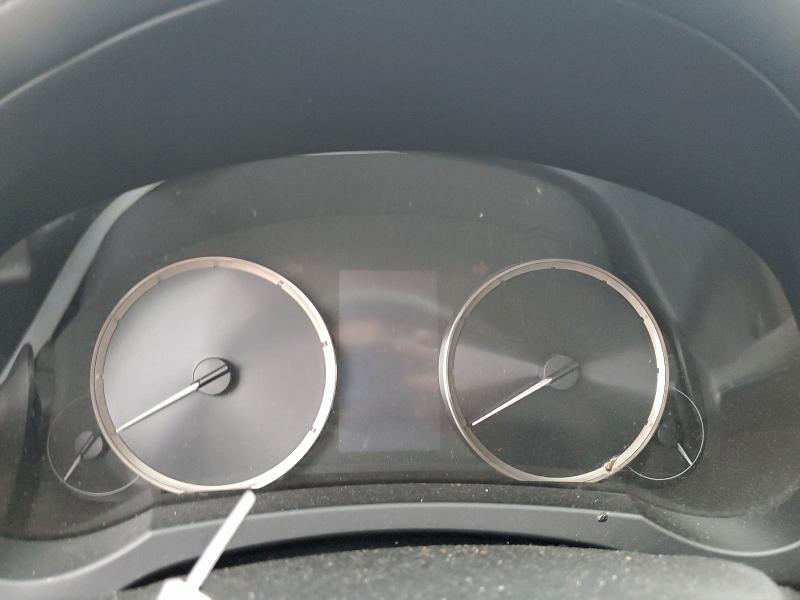 Фото 9 - LEXUS IS