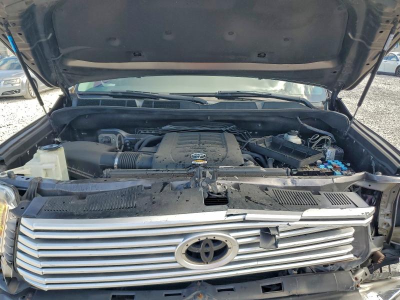 Фото 11 - TOYOTA TUNDRA