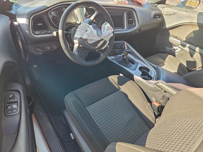 Фото 8 - DODGE CHALLENGER