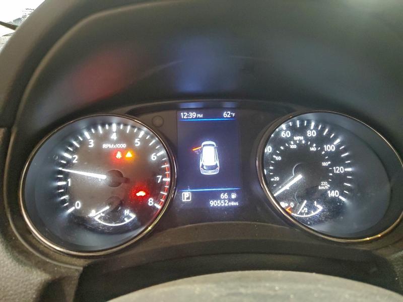 Фото 9 - NISSAN ROGUE