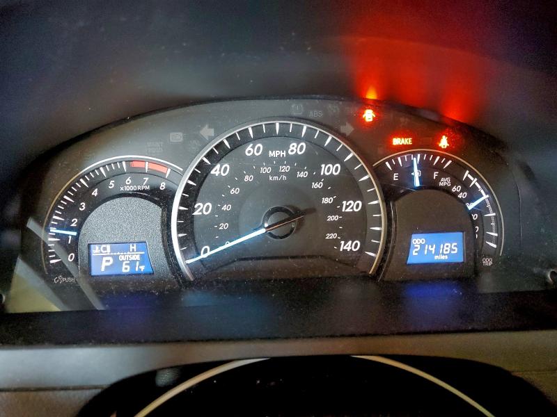 Фото 9 - TOYOTA CAMRY