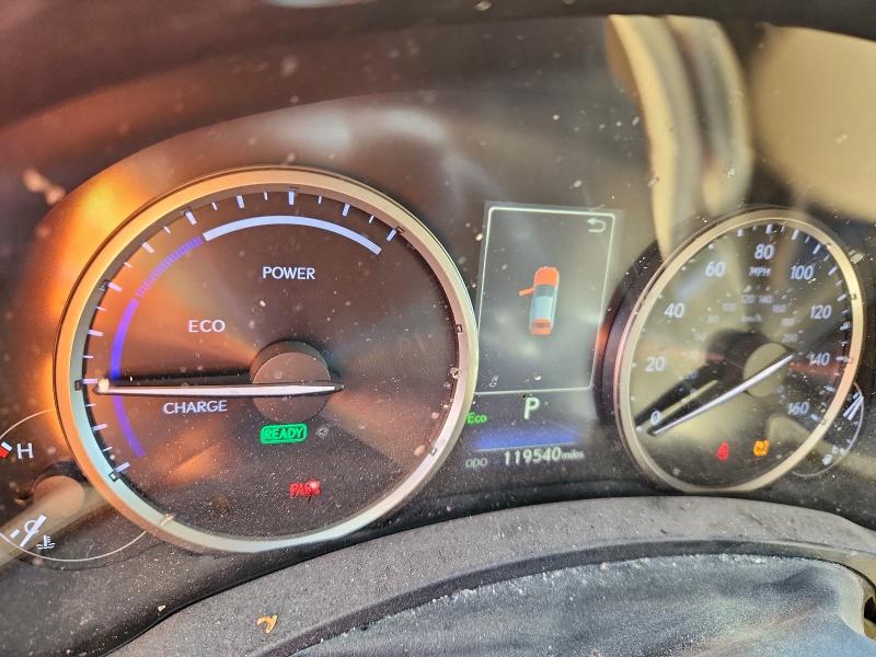 Фото 9 - LEXUS NX