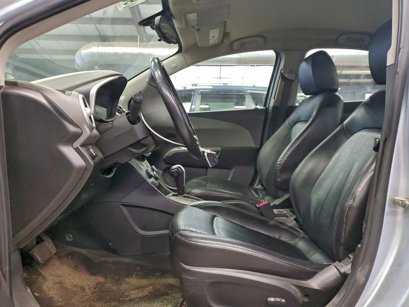 Фото 7 - CHEVROLET SONIC