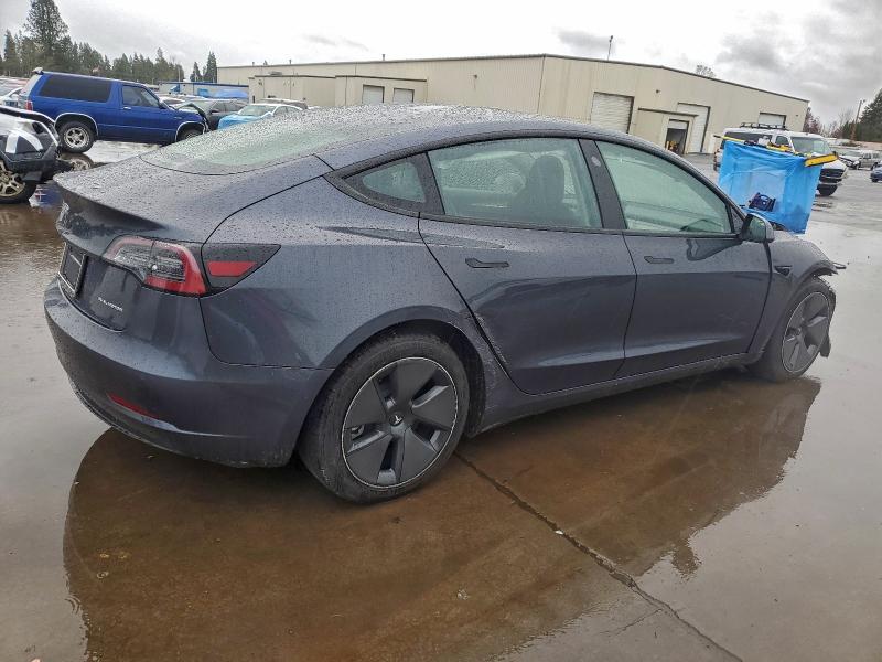 Фото 3 - TESLA MODEL 3