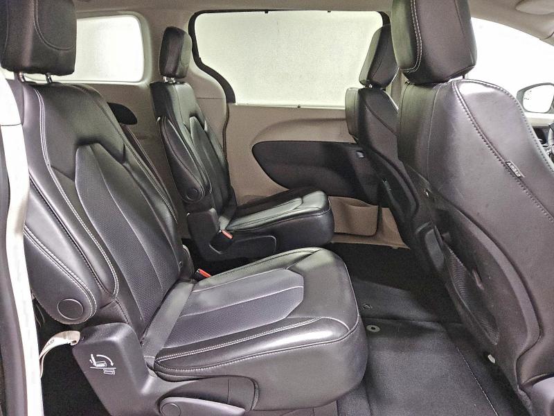 Фото 11 - CHRYSLER PACIFICA