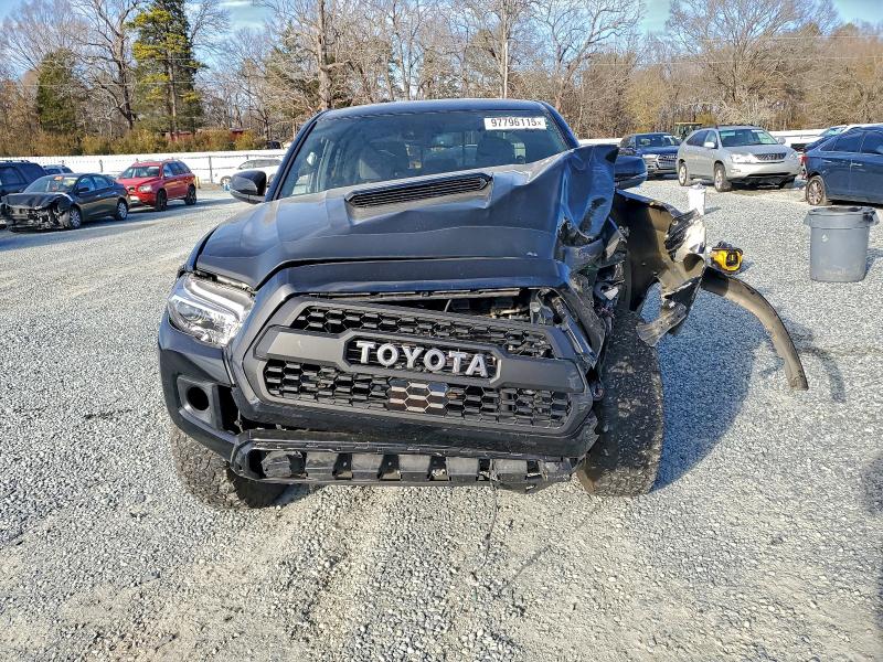 Фото 5 - TOYOTA TACOMA