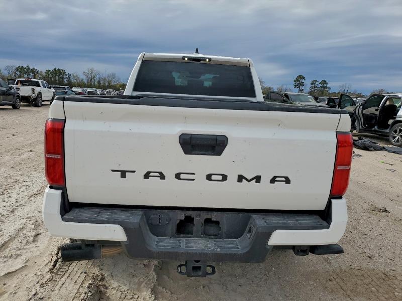 Фото 6 - TOYOTA TACOMA