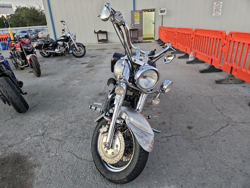 YAMAHA XV1600 AT 2003