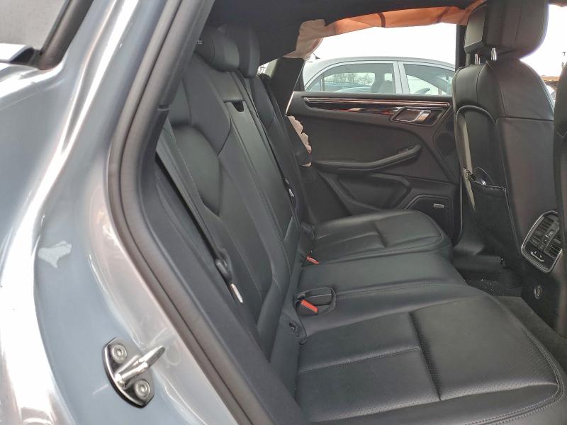 Фото 11 - PORSCHE MACAN