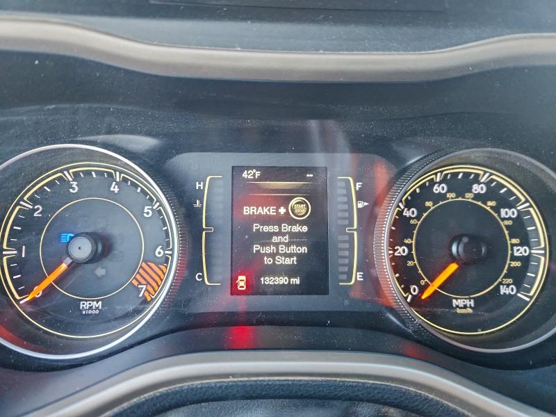 Фото 9 - JEEP GRAND CHER