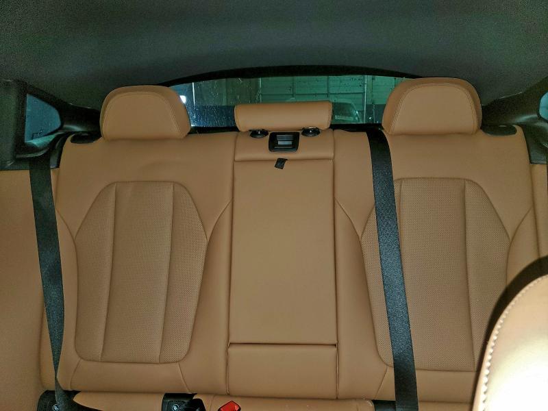 Фото 10 - BMW X4