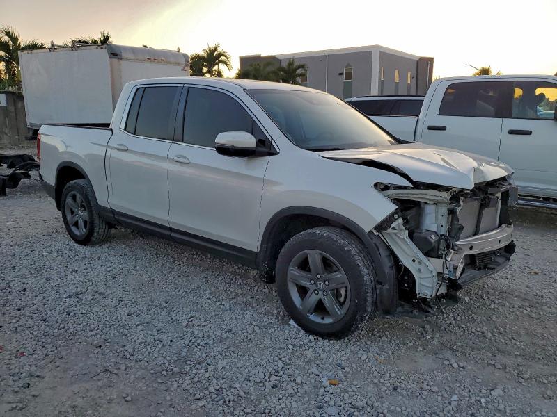 Фото 4 - HONDA RIDGELINE