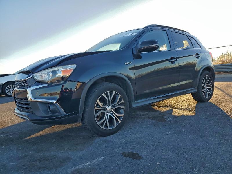 Фото 1 - MITSUBISHI OUTLANDER