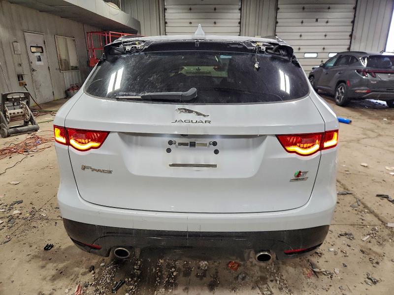 Фото 6 - JAGUAR F-PACE