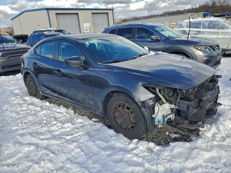 Фото 4 - MAZDA 3