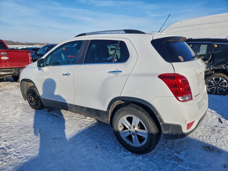 Фото 2 - CHEVROLET TRAX